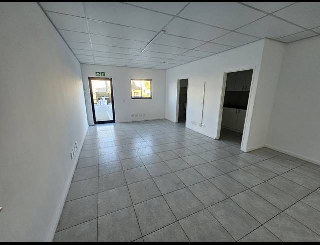 840M² WAREHOUSE TO LET IN RIVERGATE